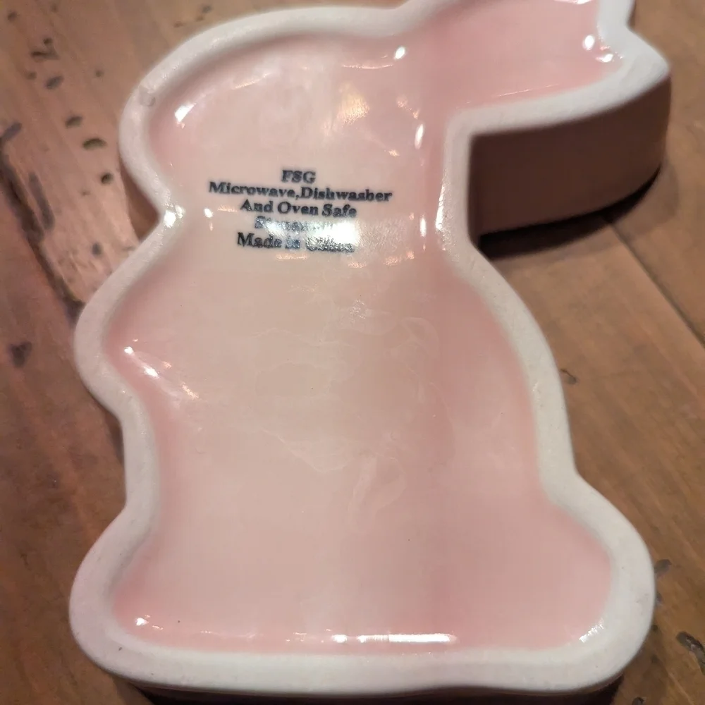 Colorful Bunny Shaped Plates Set